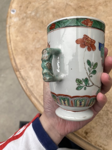古玩陶瓷花鳥紋五彩執杯真品鑒賞圖