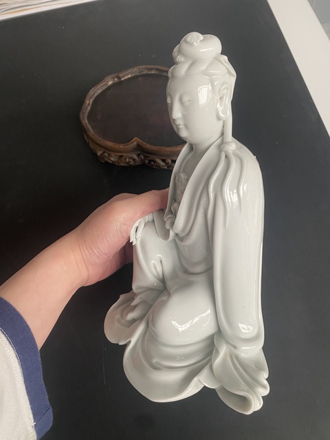 古玩陶瓷德化白瓷觀音菩薩造像真品鑒賞圖