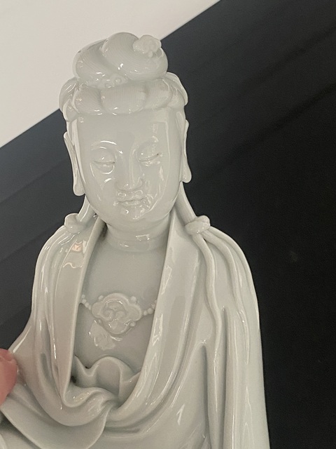 古玩陶瓷德化白瓷觀音菩薩造像真品鑒賞圖