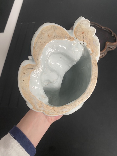 古玩陶瓷德化窯白釉觀音塑像真品鑒賞圖
