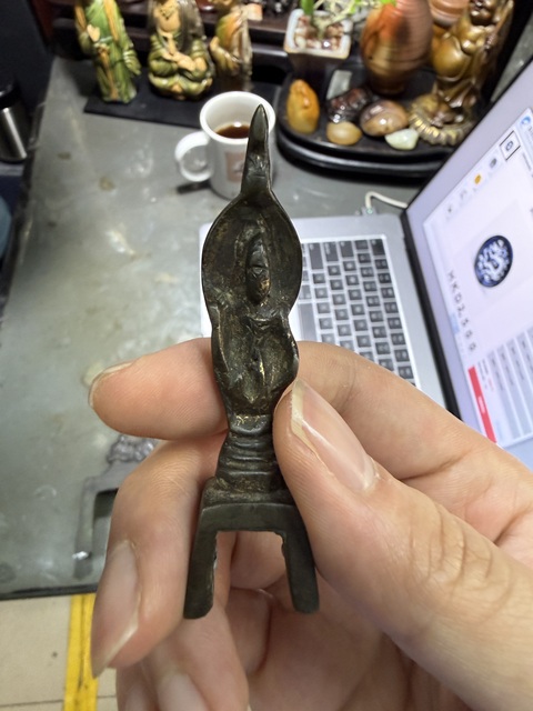 古玩銅器造像真品鑒賞圖