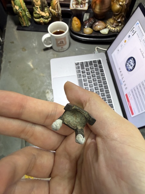 古玩銅器造像真品鑒賞圖
