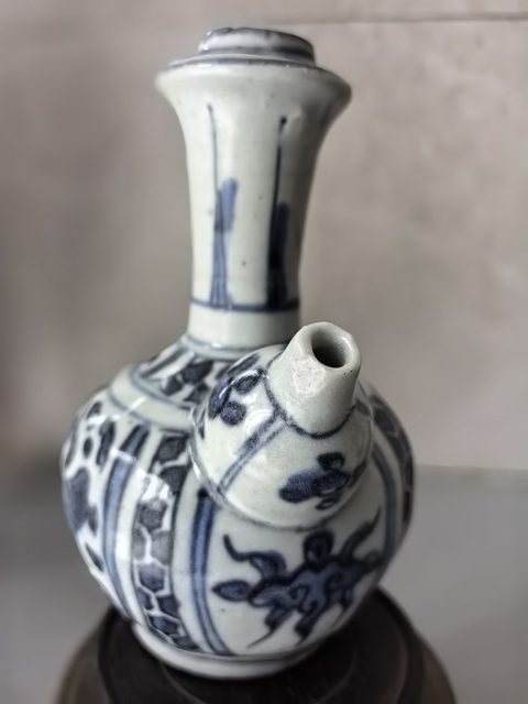 古玩陶瓷明、萬歷鶴紋青花軍持拍賣,當前價格12888元