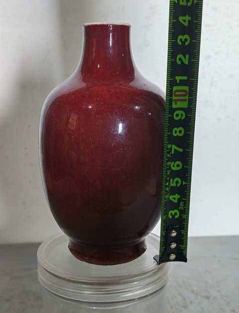 古玩陶瓷紅釉小瓶真品鑒賞圖