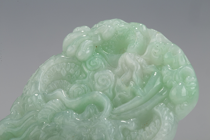 古玩玉器當(dāng)代·翡翠龍紋珮真品鑒賞圖