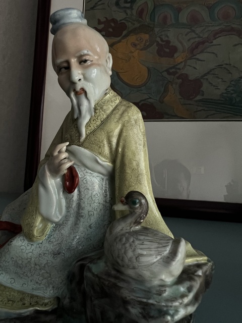 古玩陶瓷粉彩花卉人物瓷像真品鑒賞圖