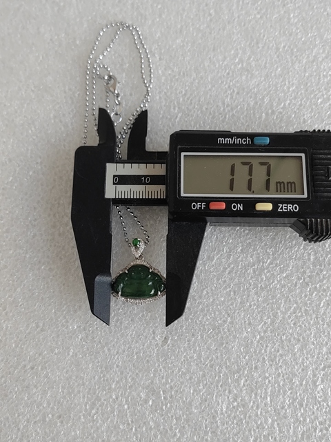 古玩玉器天然翡翠鑲嵌“佛公”掛件拍賣,當(dāng)前價(jià)格450元