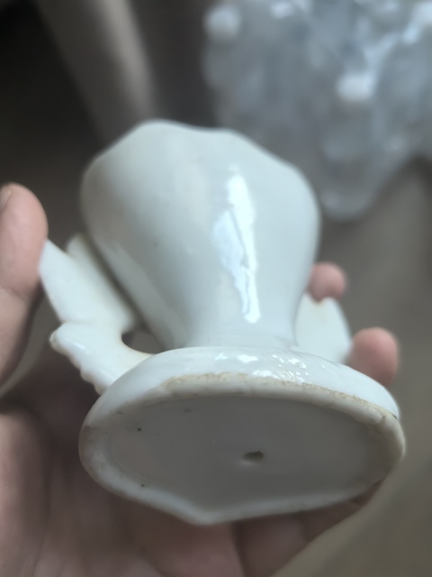 古玩陶瓷花卉紋小花盆真品鑒賞圖