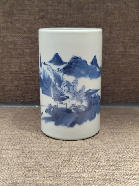 古玩陶瓷青花山水紋筆筒真品鑒賞圖