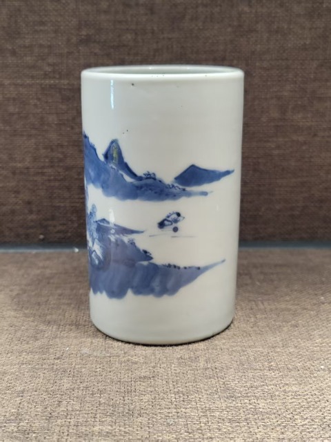 古玩陶瓷青花山水紋筆筒真品鑒賞圖