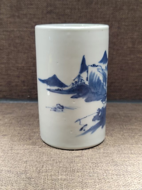 古玩陶瓷青花山水紋筆筒真品鑒賞圖