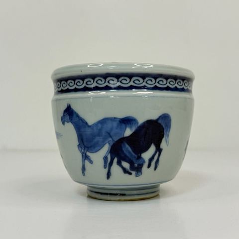 古玩陶瓷青花八駿圖香爐真品鑒賞圖