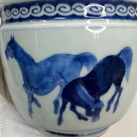 古玩陶瓷青花八駿圖香爐真品鑒賞圖