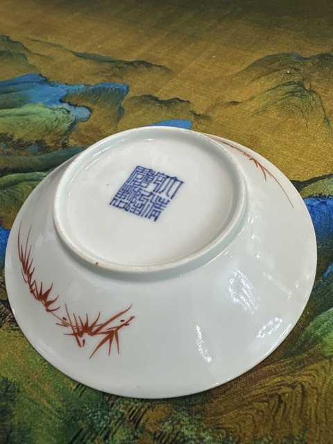 古玩陶瓷胭脂紅釉胭脂紅彩花卉紋盤真品鑒賞圖