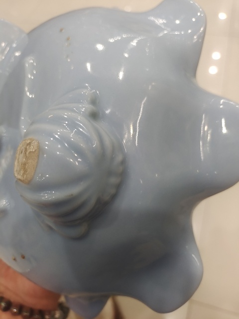 古玩陶瓷清晚期藍(lán)釉荷葉形洗真品鑒賞圖