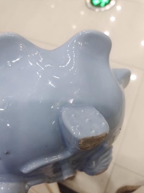 古玩陶瓷清晚期藍(lán)釉荷葉形洗真品鑒賞圖