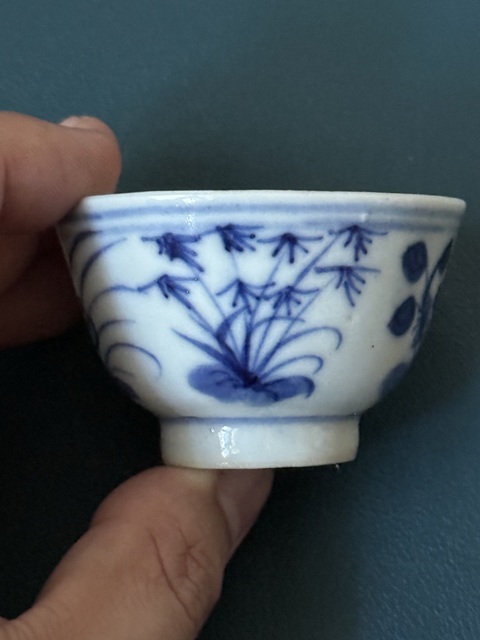 古玩陶瓷清·中晚期梅蘭竹菊四君子青花杯拍賣，當前價格1100元