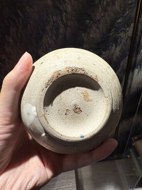 古玩陶瓷唐代三彩缽（或花澆）真品鑒賞圖