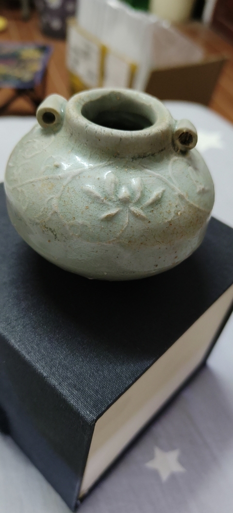 古玩陶瓷元代影青印花雙系花卉紋水盂真品鑒賞圖