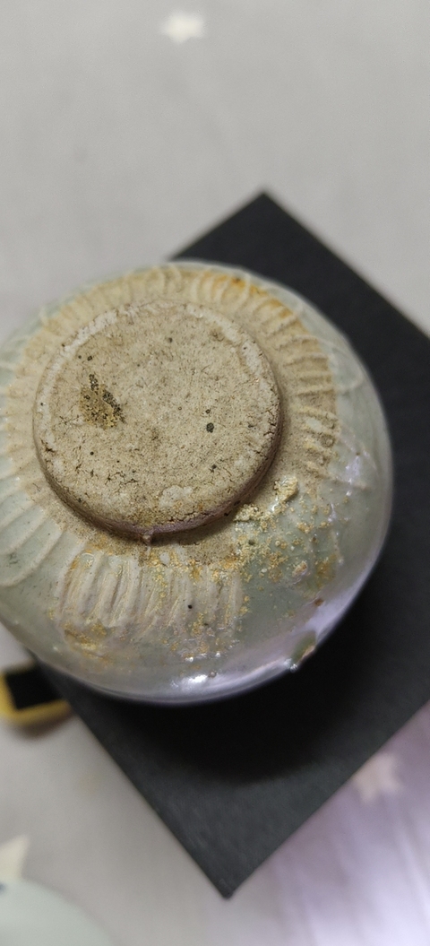 古玩陶瓷元代影青印花雙系花卉紋水盂真品鑒賞圖