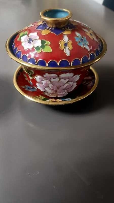 古玩陶瓷花卉紋三才蓋碗真品鑒賞圖