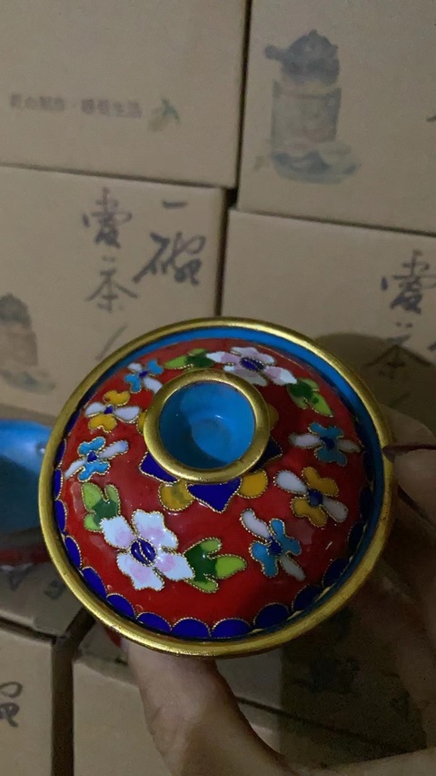 古玩陶瓷花卉紋三才蓋碗真品鑒賞圖