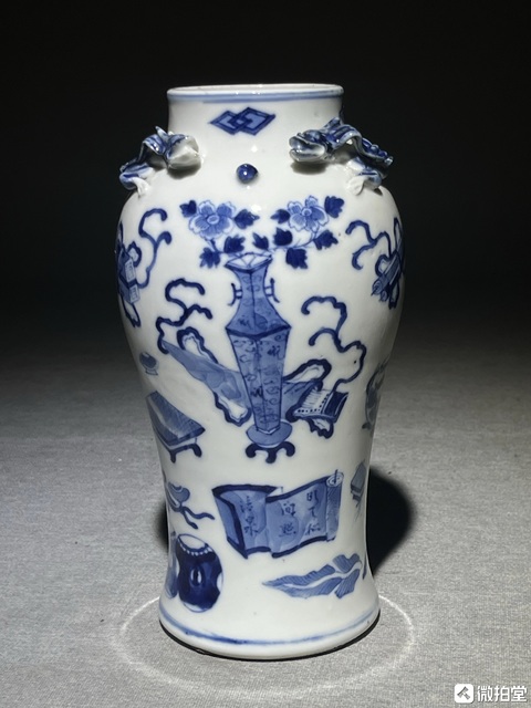 古玩陶瓷青花博古紋盤螭龍雞腿瓶真品鑒賞圖