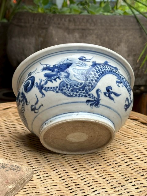 古玩陶瓷 龍紋青花香爐真品鑒賞圖