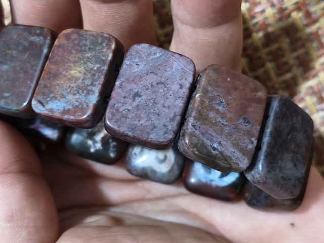 古玩玉器仿古手穿真品鑒賞圖