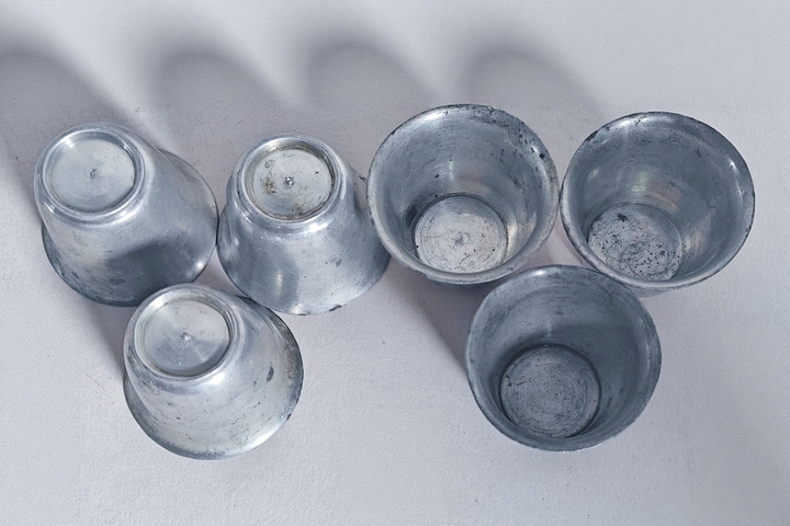 古玩雜項(xiàng)錫合金制壓手杯真品鑒賞圖