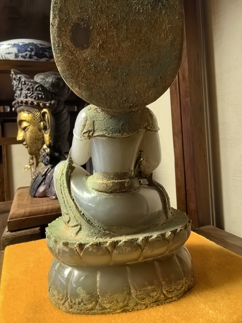 古玩玉器和田玉雕“觀音”擺件真品鑒賞圖