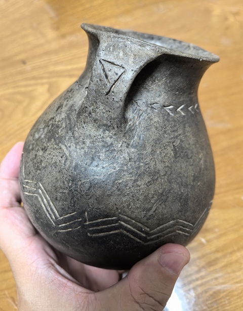 古玩陶瓷陶雙耳罐真品鑒賞圖