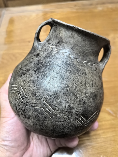 古玩陶瓷陶雙耳罐真品鑒賞圖