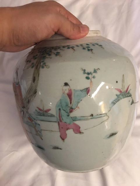 古玩陶瓷嬰戲紋粉彩罐真品鑒賞圖