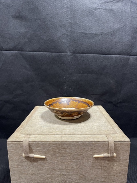 古玩陶瓷宋褐釉茶碗拍賣，當(dāng)前價格2200元