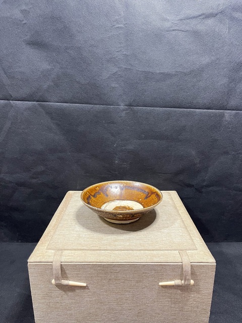 古玩陶瓷宋褐釉茶碗拍賣，當(dāng)前價格2200元
