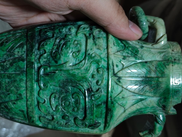 古玩玉器仿古賞瓶真品鑒賞圖