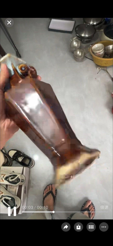 古玩陶瓷六方瓶真品鑒賞圖