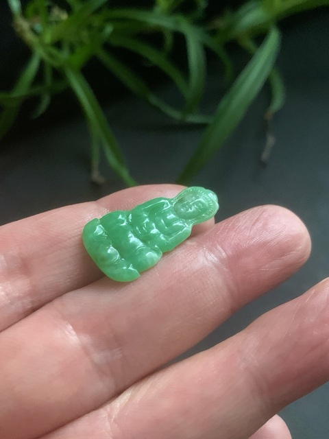 古玩玉器老坑種天然翡翠觀音掛件拍賣,當前價格2888元