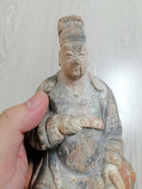 古玩陶瓷彩繪人物造像真品鑒賞圖