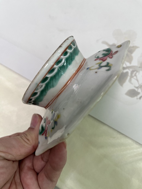 古玩陶瓷粉彩人物故事紋貢盤真品鑒賞圖