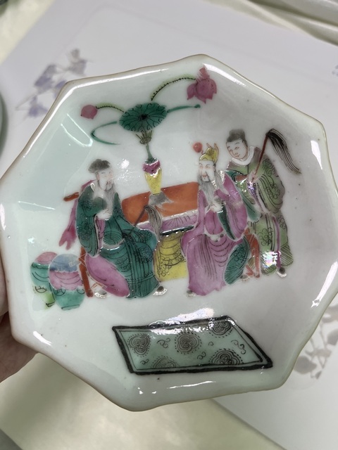 古玩陶瓷粉彩人物故事紋貢盤真品鑒賞圖