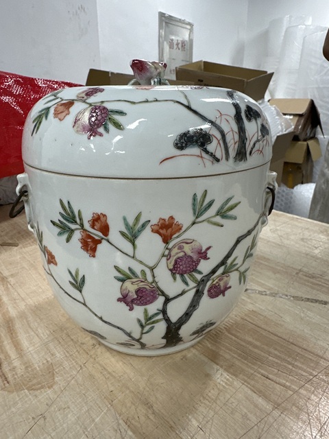 古玩陶瓷民國·粉彩石榴紋粥罐 真品鑒賞圖