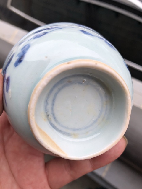 古玩陶瓷魚藻紋青花杯真品鑒賞圖
