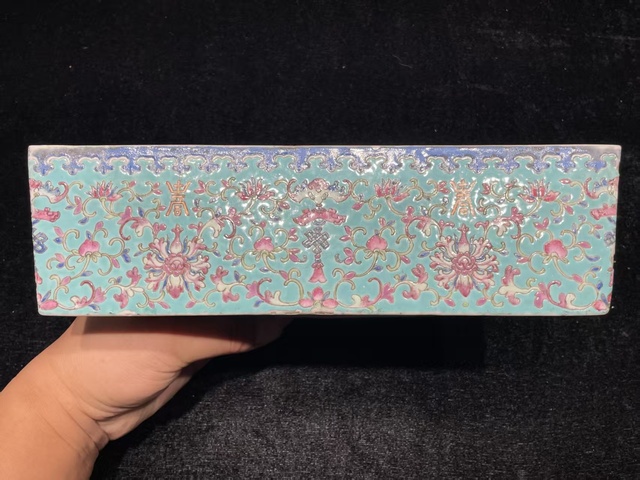 古玩陶瓷松石綠粉彩福壽紋角盤真品鑒賞圖