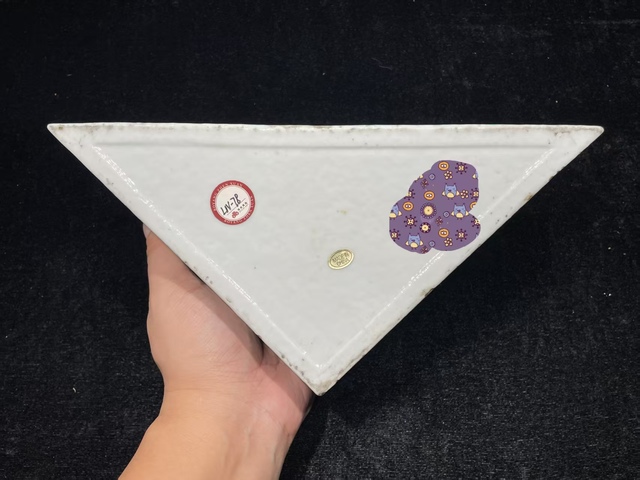 古玩陶瓷松石綠粉彩福壽紋角盤真品鑒賞圖