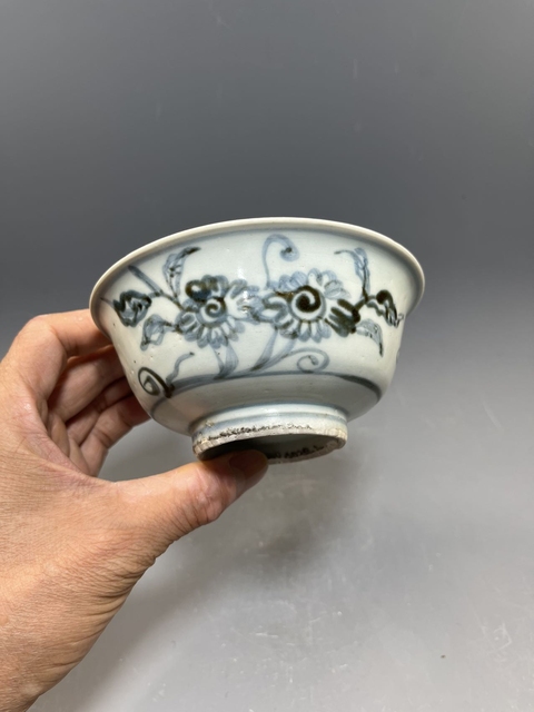 古玩陶瓷【明:萬歷】青花花卉紋貴字碗【貴字紋非常難得】拍賣，當前價格0元