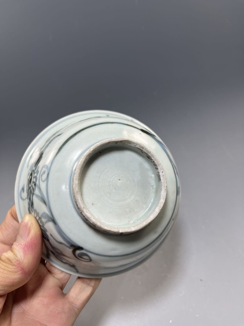 古玩陶瓷【明:萬歷】青花花卉紋貴字碗【貴字紋非常難得】拍賣，當前價格0元