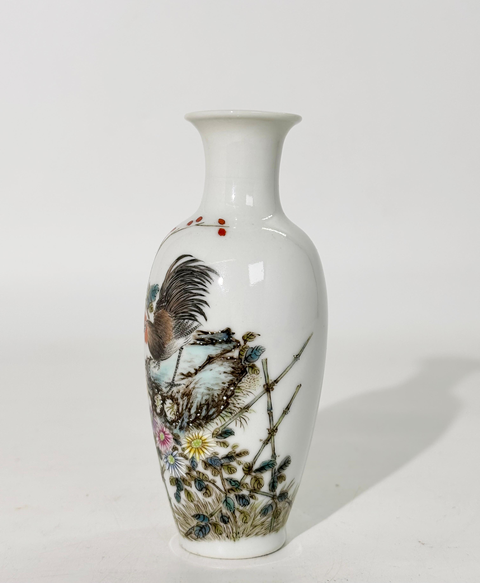 古玩陶瓷粉彩花鳥紋觀音瓶真品鑒賞圖