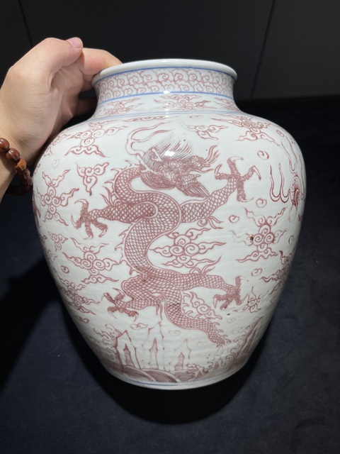 古玩陶瓷青花釉里紅龍紋罐真品鑒賞圖